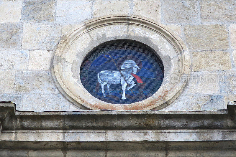 agnus dei，玻璃染色的窗户与上帝的羔羊